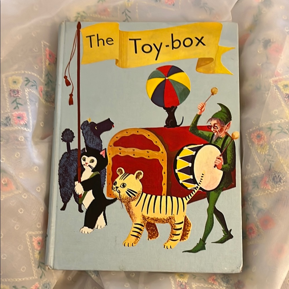 2/$25 The Toy-box Illustrated Kids Book 1961